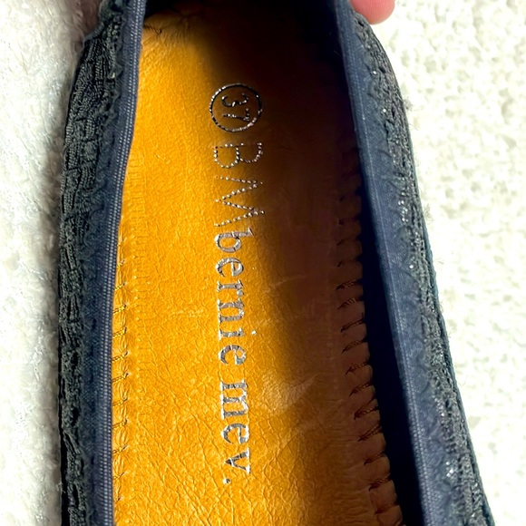 Bernie Mev Women's Black Pull-On Loafers - Like New - Picture 3 of 5